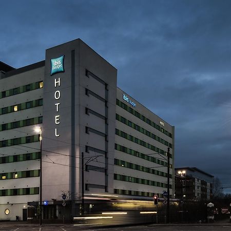 Ibis Budget Manchester Salford Quays Exterior photo