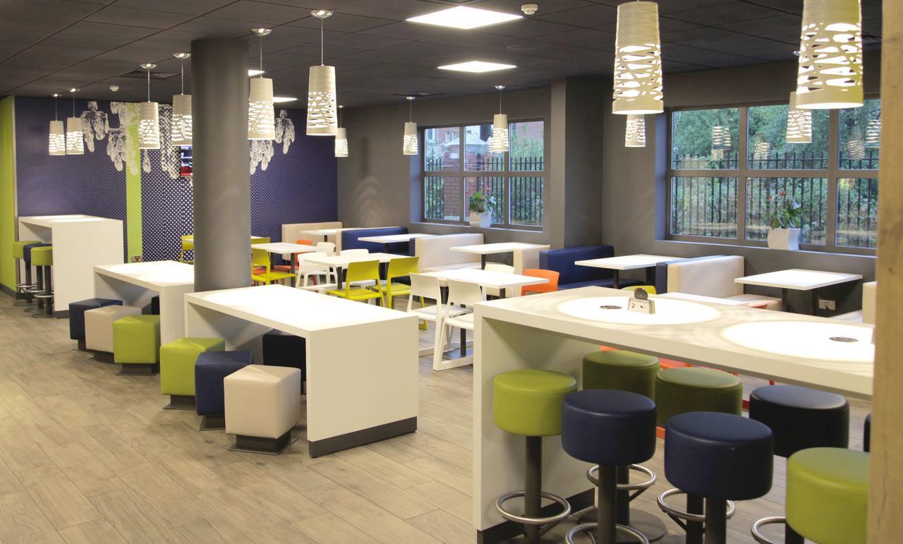 Ibis Budget Manchester Salford Quays Exterior photo